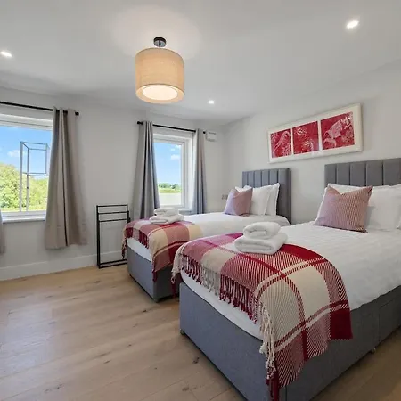 Luxury Renovated Schoolhouse 15km From Amgen Open, Doonbeg Casa vacanze *